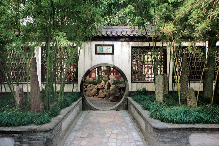 個園-中國十大私家園林-成都青望園林景觀設計公司